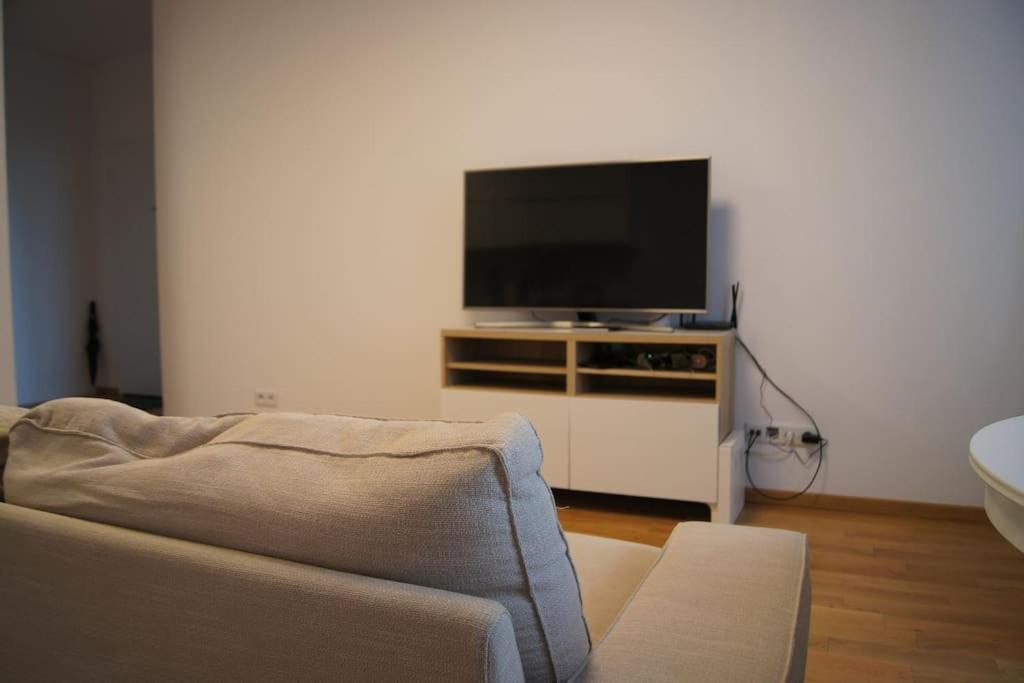 ワルシャワCichy, Nowoczesny, Komfortowy Przy Galerii Mokotowアパートメント エクステリア 写真